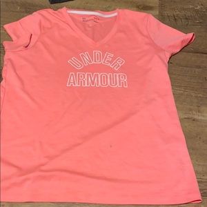 UA v neck